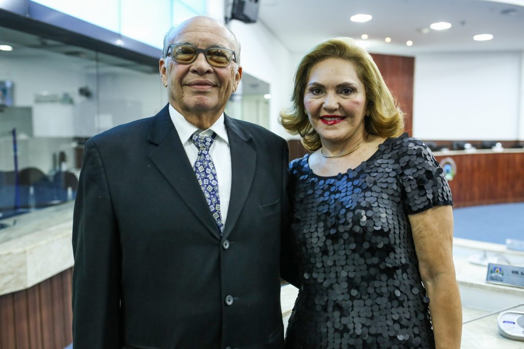 José E Denise Bastos