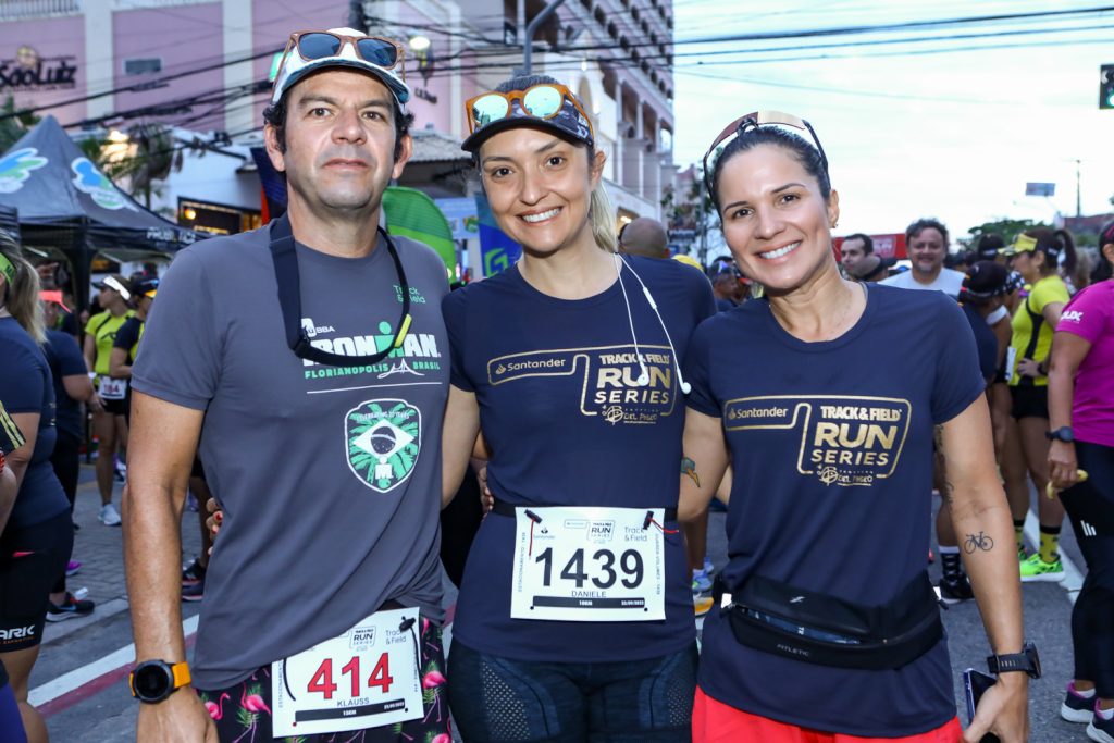 Klauss Almeida, Daniele Cavalcante E Patricia Lobo