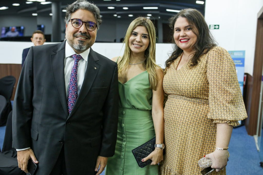 Leandro E Roberta Vasquez E Priscila Ferrer