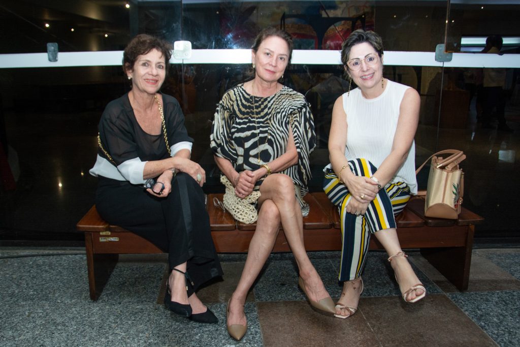 Lilia Quinderé, Paula Frota E Larissa Rolim