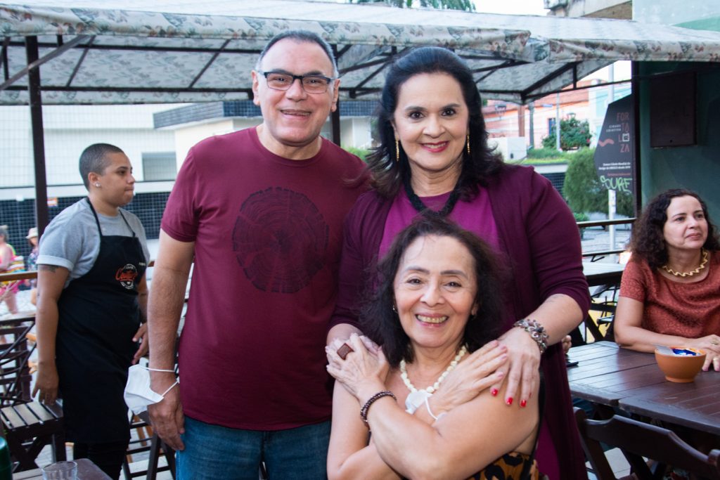 Luciano Ferraz, Solange Benevides E Giselda Girão