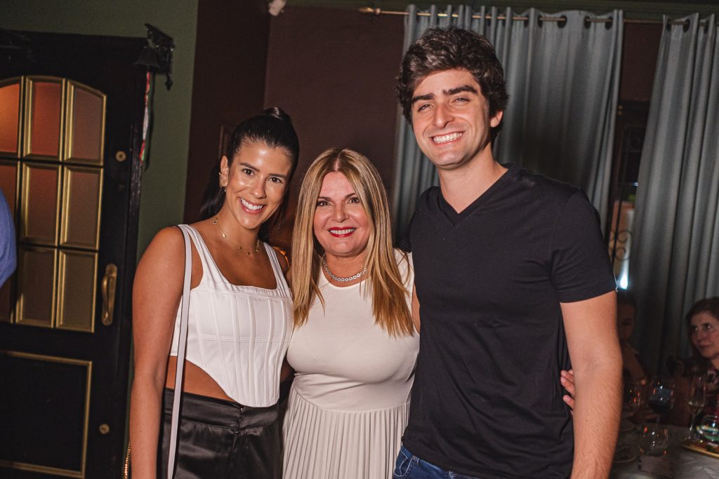 Marcela Pinto, Cristiane Lima E Andre Carneiro