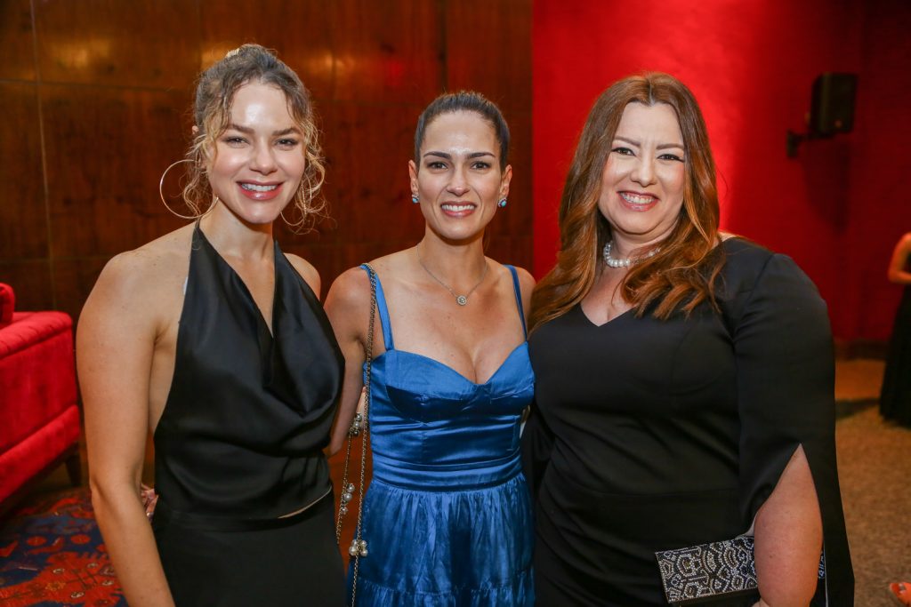 Paula Sampaio, Marilia Queiroz E Aline Felix