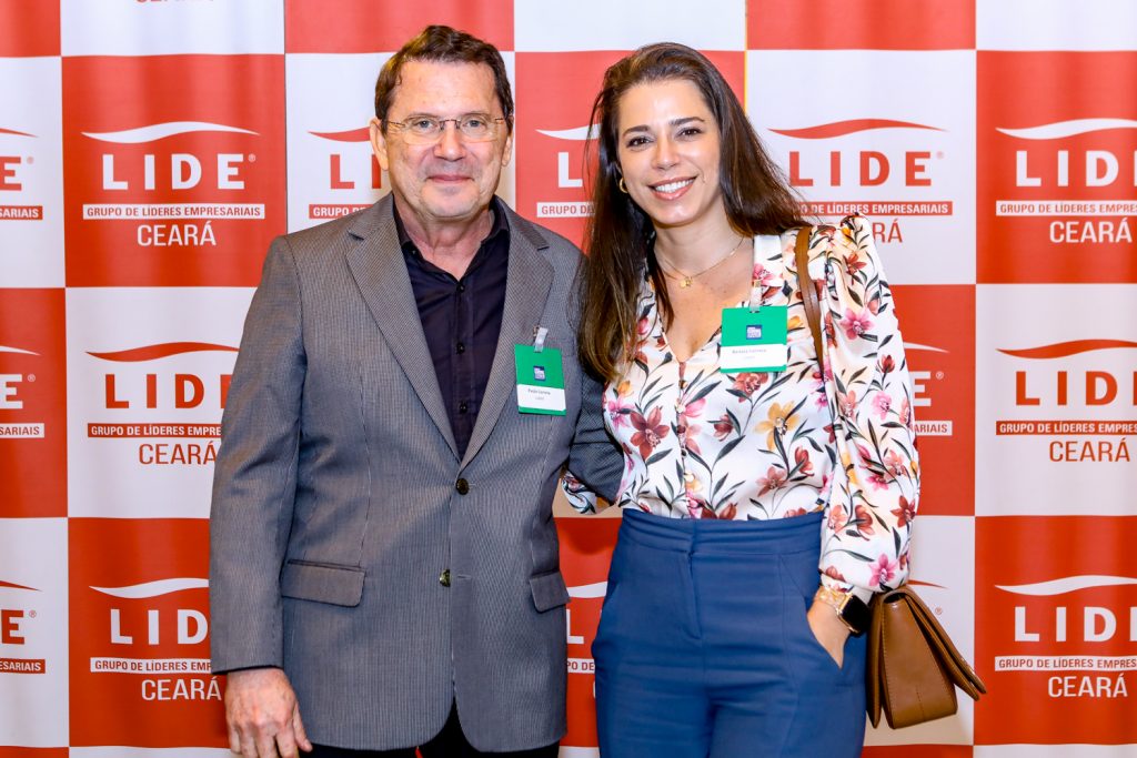 Paulo Correia E Renata Correia