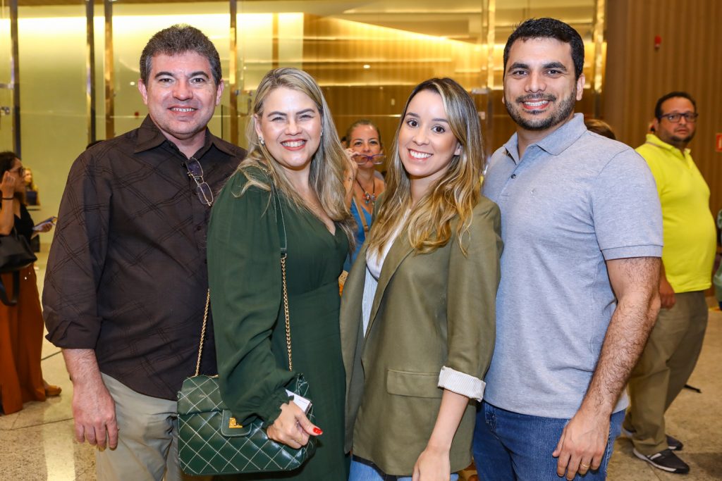 Renato E Karen Aguiar, Isadora Cardoso E Raul Aragao