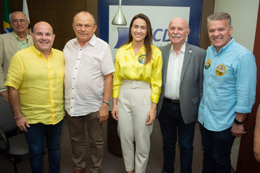 Roberto Claudio, Honorio Pinheiro, Erika Amorim, Freitas Cordeiro E Ferruccio Feitosa (3)