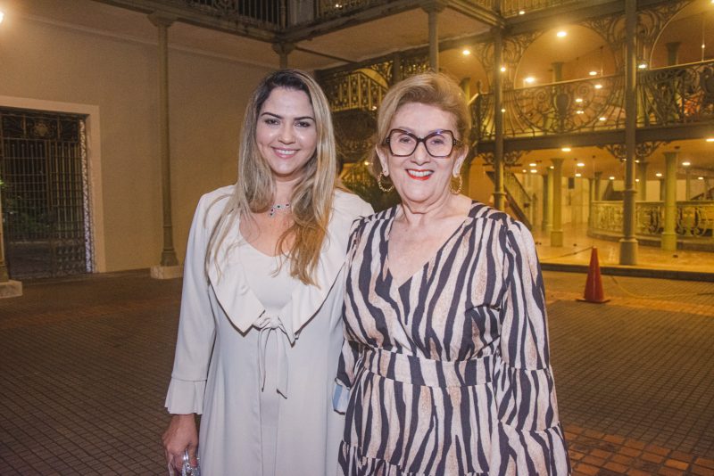 DANÇANDO A VIDA - Edisca realiza espetáculo “Periferia” no Theatro José de Alencar