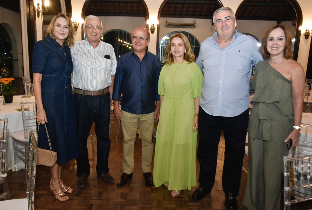 Veronica E Magela Frota, Huygens Garcia, Sandra Fota, Luis Frota E Carla Sleiman (2)