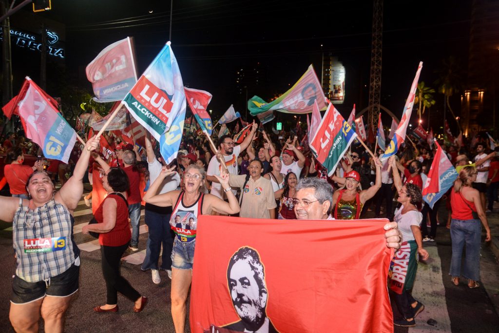 Aniversário De Lula Em Fortaleza (17)