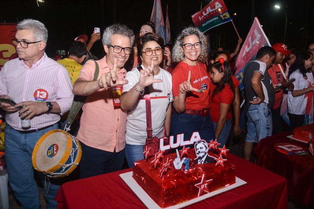 Aniversário De Lula Em Fortaleza (21)