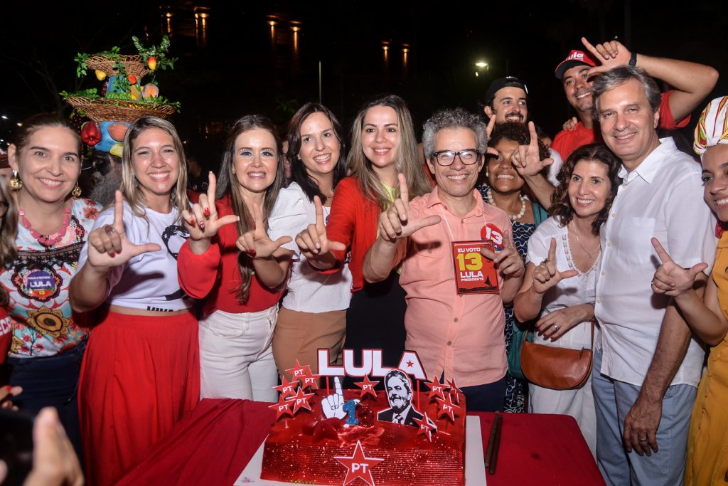 Aniversário De Lula Em Fortaleza (26)