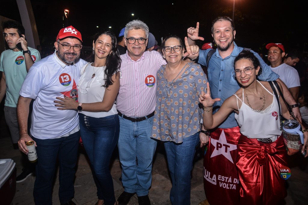 Aniversário De Lula Em Fortaleza (31)