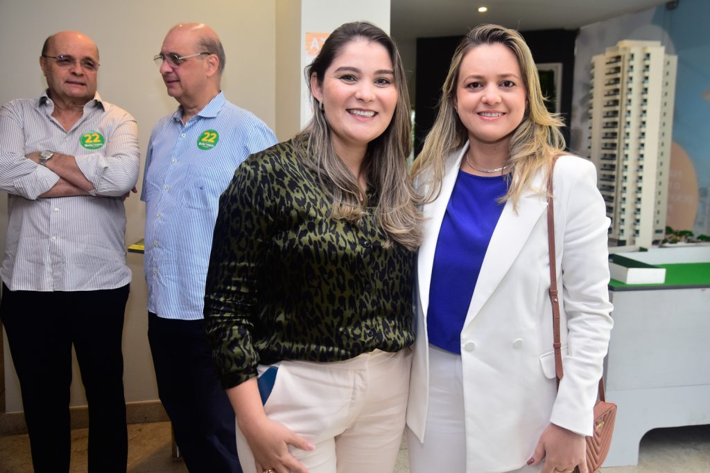 Arine Gomes E Mariana Ruth