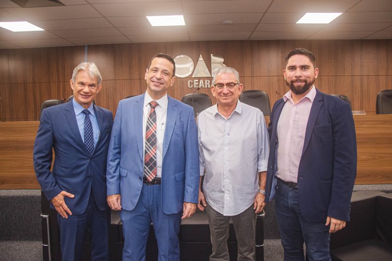 Lançamento - OAB-CE promove noite de autógrafos da série “Controvérsias Tributárias e os Precedentes do CARF”