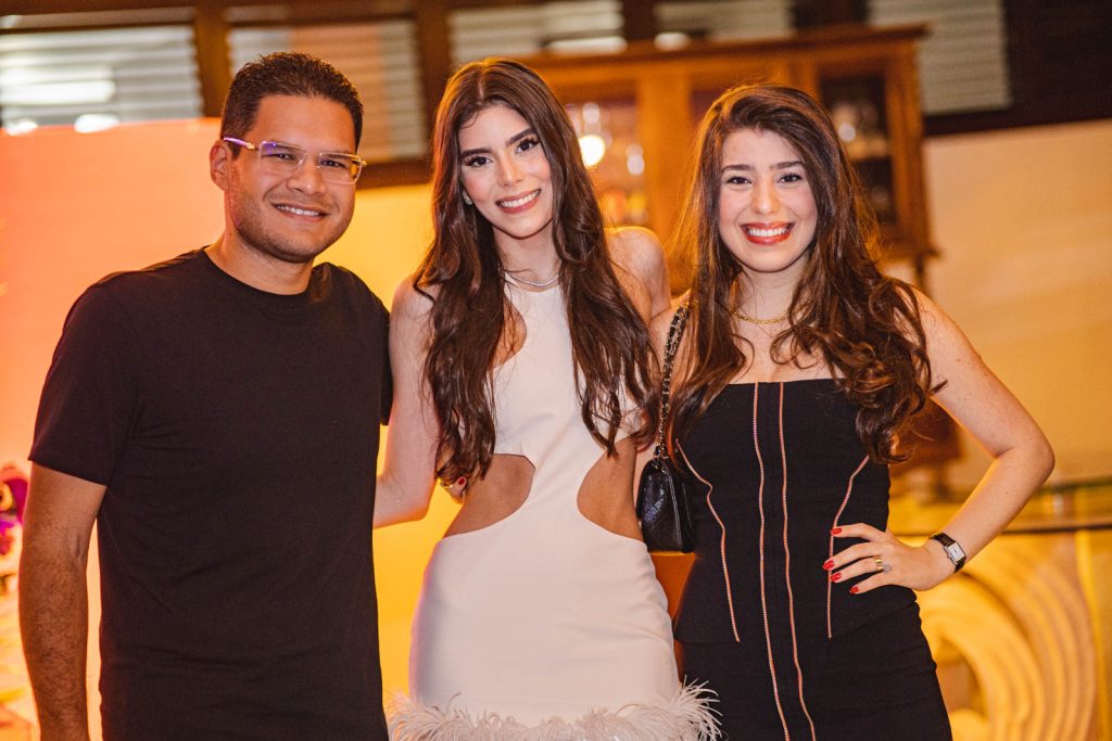 Alexandre Ary, Leticia Cavalcante E Rayssa Cavalcante Ary