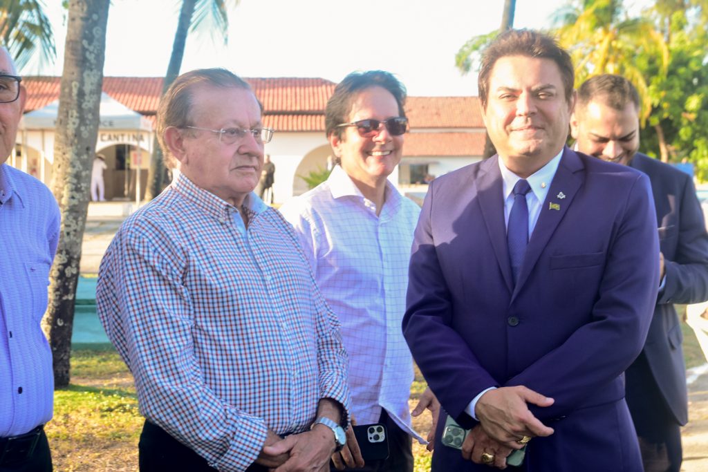 Alvaro Andrade, Walmar Carvalho E Tarcísio Porto