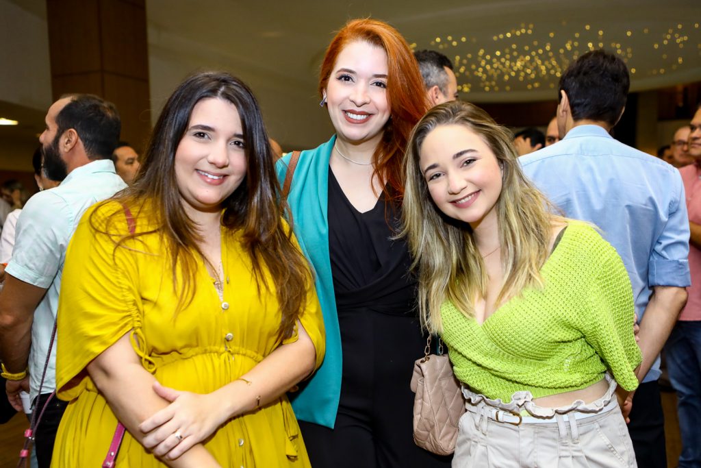 Camila Maia, Luana Cruz E Ana Beatriz