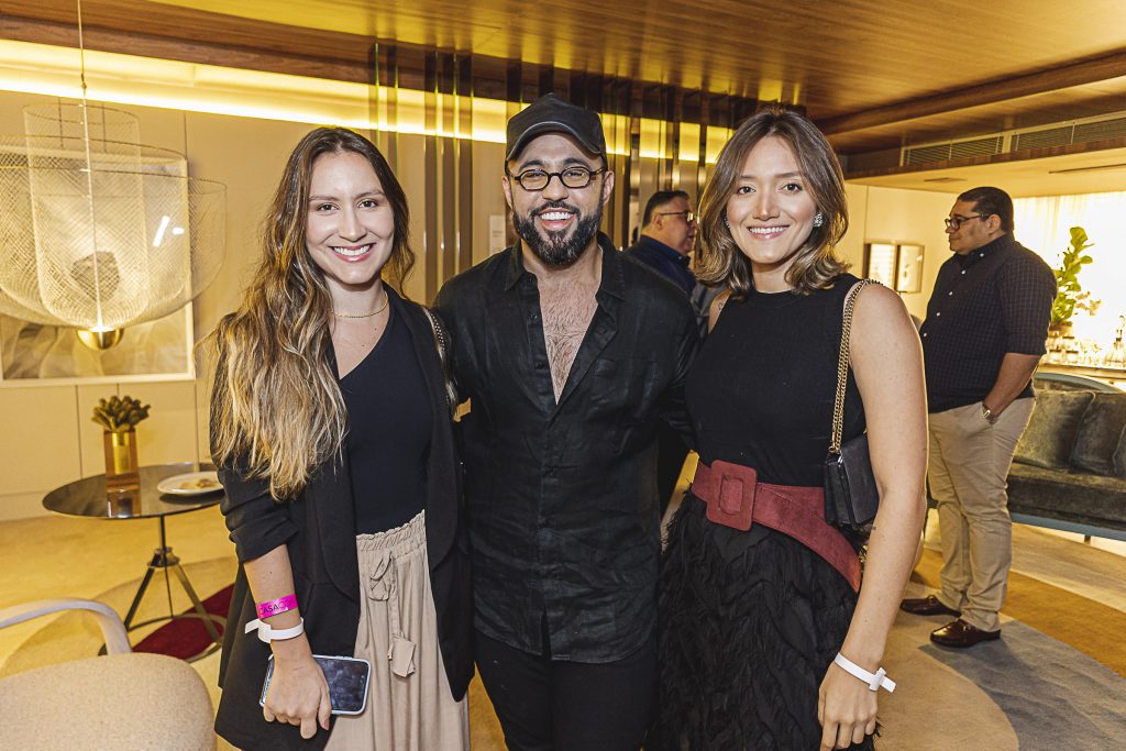 Juliana Martiniz, Cicero Marques E Giulia Ferrari