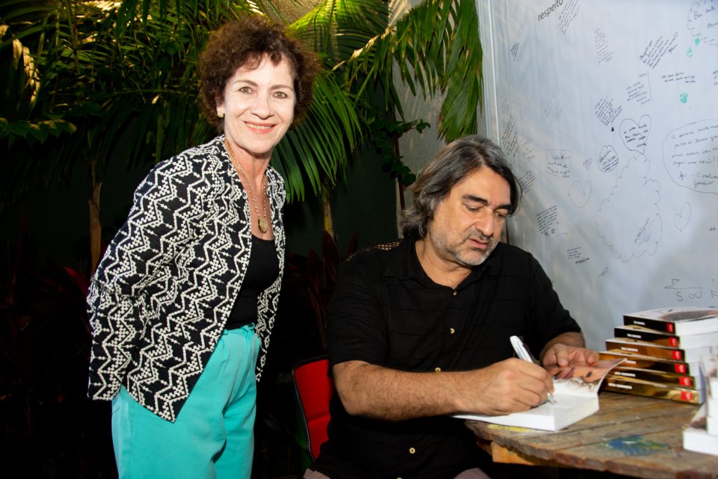 Lilia Quinderé E Zeca Camargo (1)