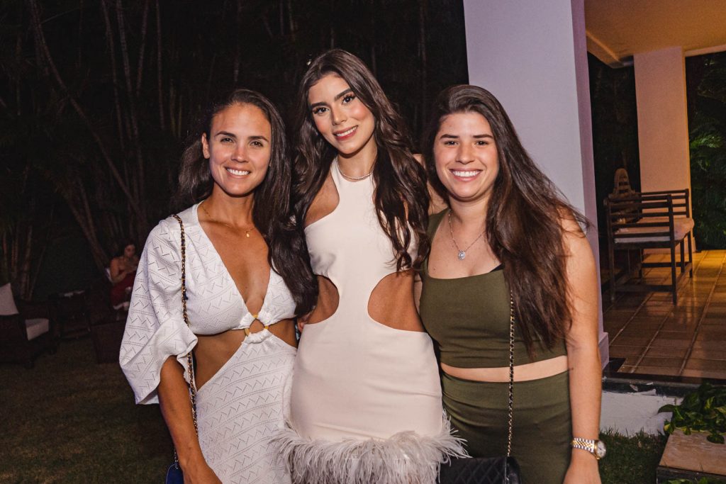 Manoela Ary, Leticia Cavalcante E Marilia Camara