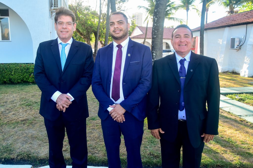 Marcus Albuquerque, Sidviânio Onório E Arnaldo Silva