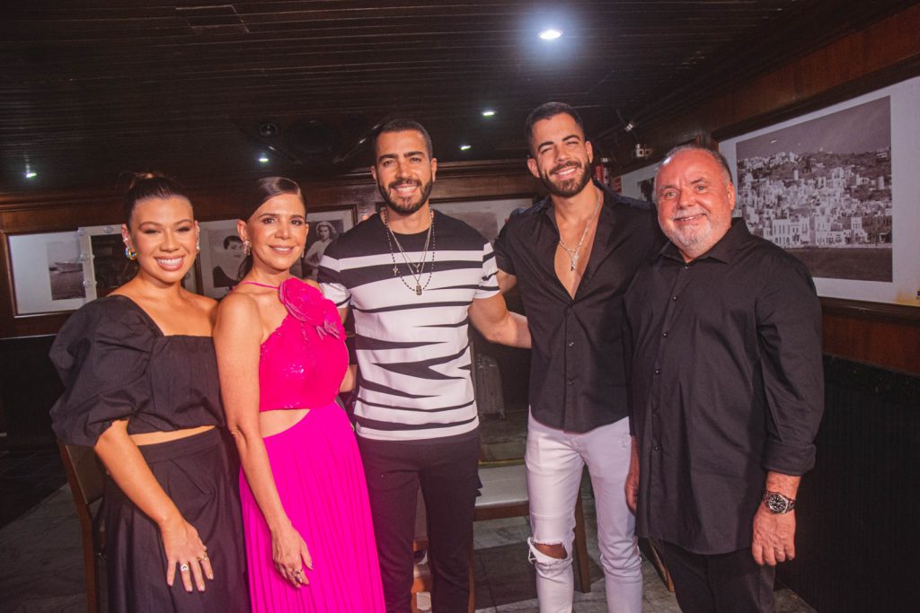 Maria Clara Negrao, Maria Lucia Negrao, Rafa Marques, Pipo Marques E Pedro Carapeba