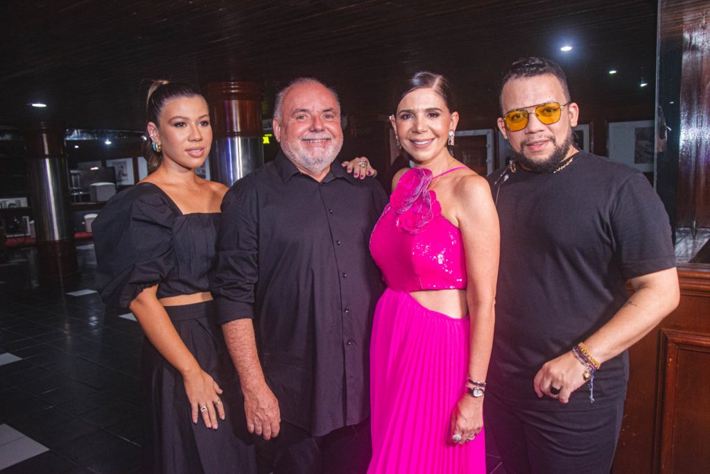 Maria Clara Negrao, Pedro Carapeba, Maria Lucia Negrao E Roberto Alves