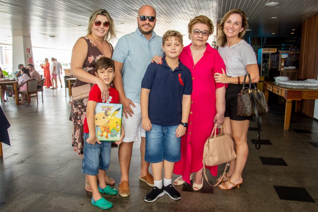 Mel Marzagão, Dudu Marzagão, Franzé Barros De Oliveira, Gabriel Marzagão, Amélia Maia Barros De Oliveira E Larissa Barros De Oliveira