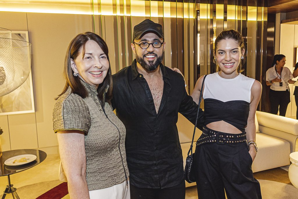 Sara Brandão, Cicero Marques E Marina Brandão