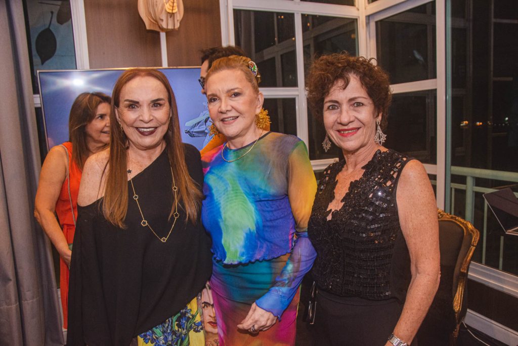 Simone Bellim, Claudia Reboucas E Lilia Quindere