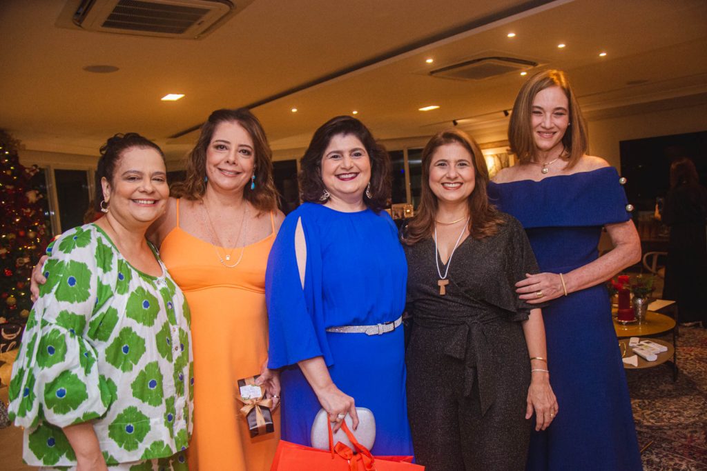 Amelia Brandao, Claudia Gradvohl, Bebel Ciasca, Maria Claudia Machado E Gina Facanha