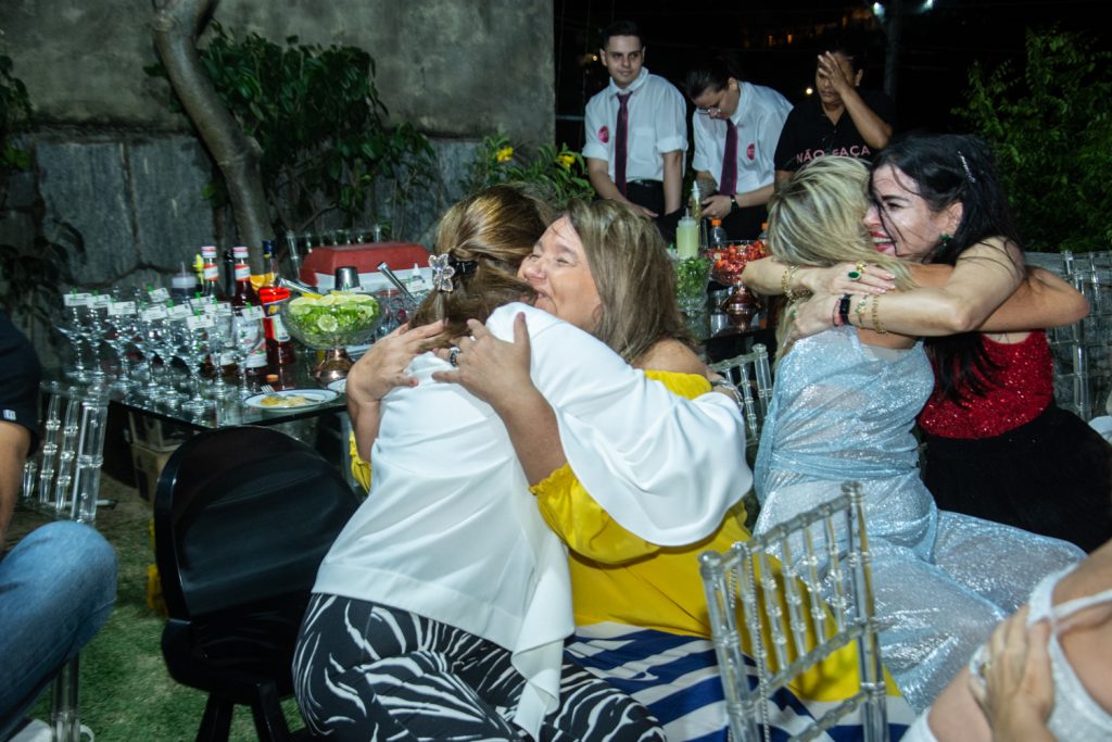 Ana Cristina Camelo Recebe Para O Natal Do Abraço (11)