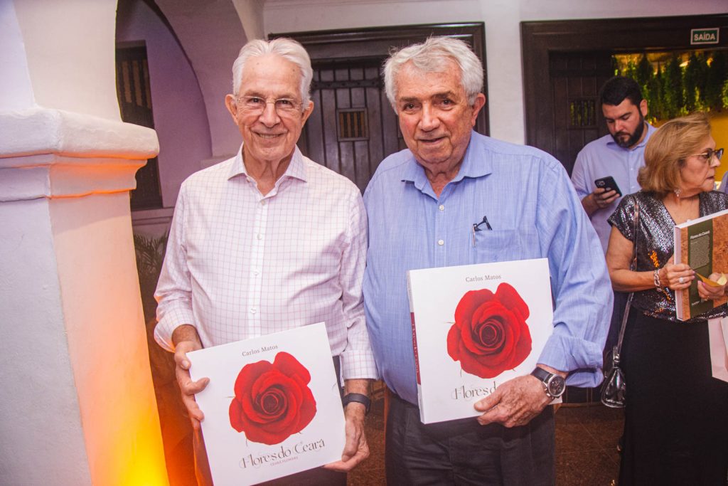 Carlos Prado E Roberto Macedo