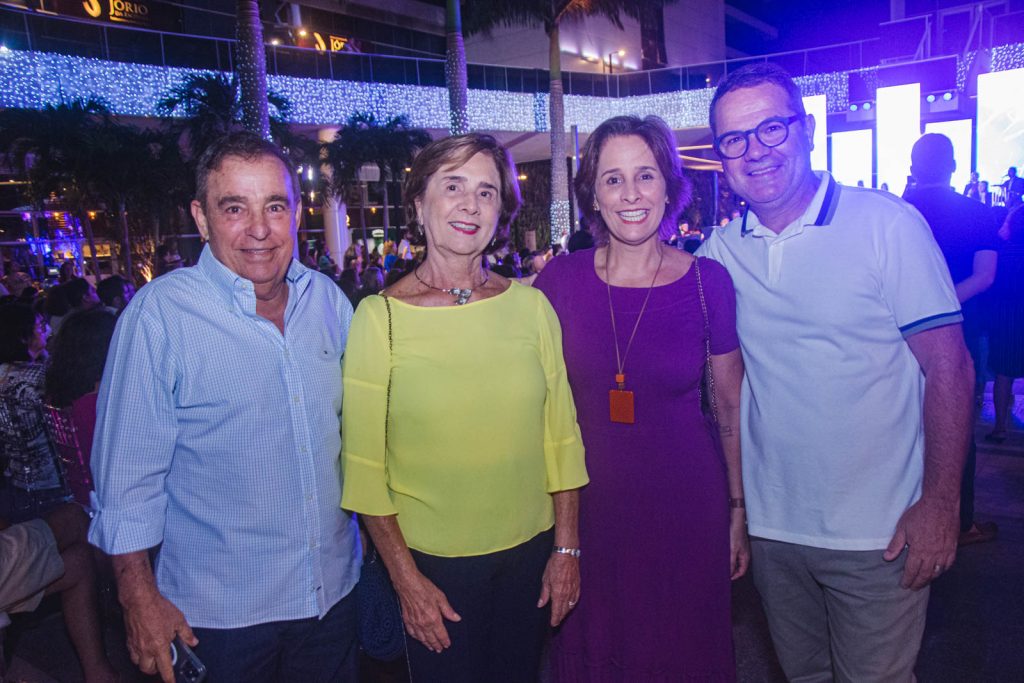 Claudio Targino, Zena Targino, Paola Studart E Joao Studart