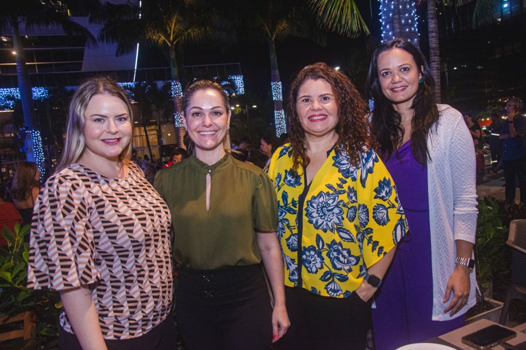 Elaine Araujo, Raquel Antonini, Rosana Jesuino E Karol Pontes