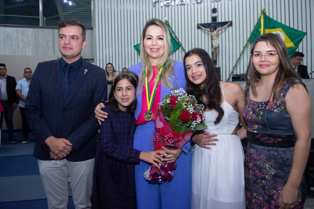 Fernando, Luisa, Onélia E Maria Fernanda Santana, Larissa Lemos