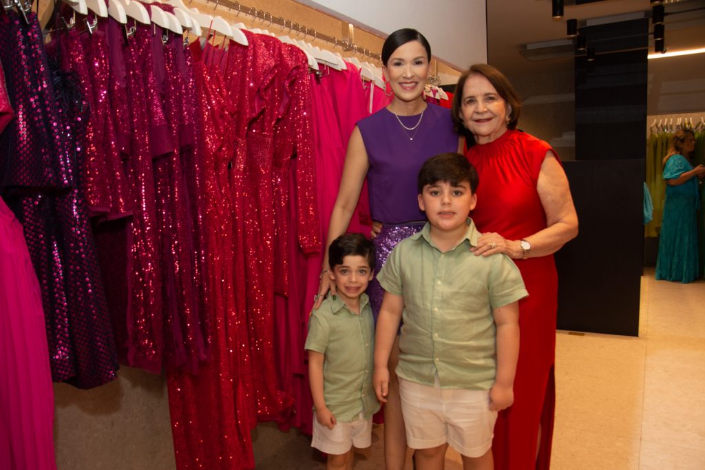 Giuliana Botelho, Lenita, Francisco Otavio E Antonio Bernardo (1)