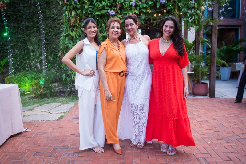 Isadora, Maria José, Christiane E Raquel Emygdio (3)