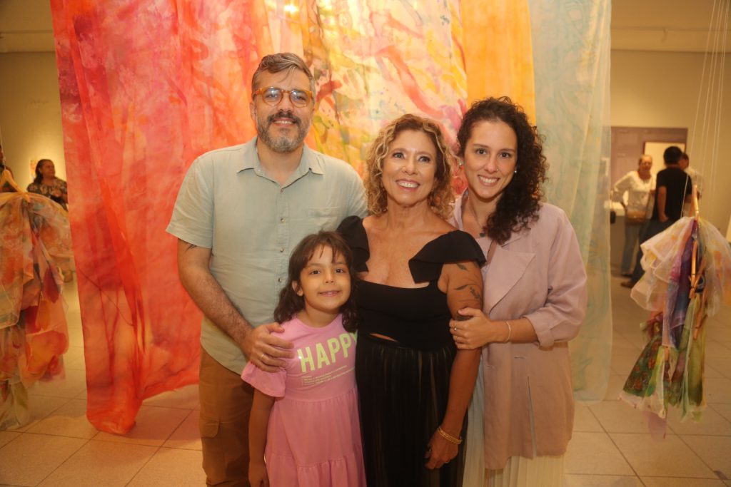 João Wilson, Julieta, Sandra E Dora