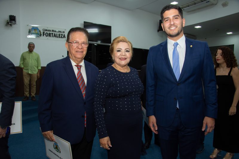 Evento - Câmara Municipal de Fortaleza realiza solenidade em homenagem a Campanha Amigos em Ação