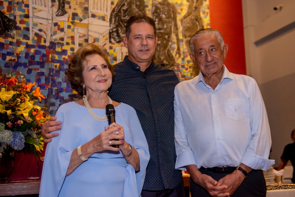 Lúcia, Marcus E Maurício Medeiros