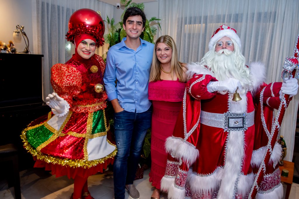 Mamãe Noel, André Carneiro, Cristiane Lima E Papai Noel