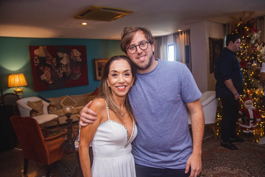 Marcia Tavora E Rodrigo Bezerra