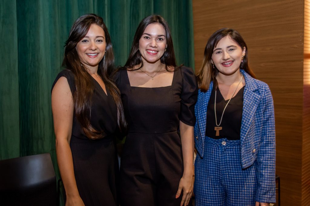 Mariana Sousa, Hanyelly Lima E E Thiala Barbosa