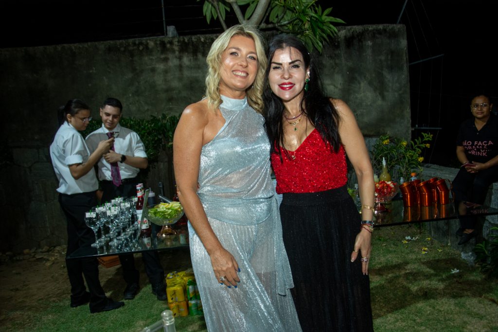 Monique Gurgel E Zildinha Pessoa