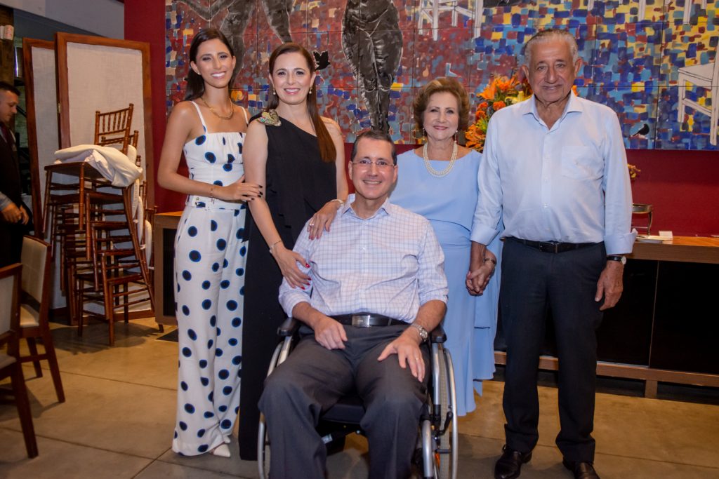 Paula Medeiros Lacerda, Adriana, Paulo, Lúcia E Maurício Medeiros