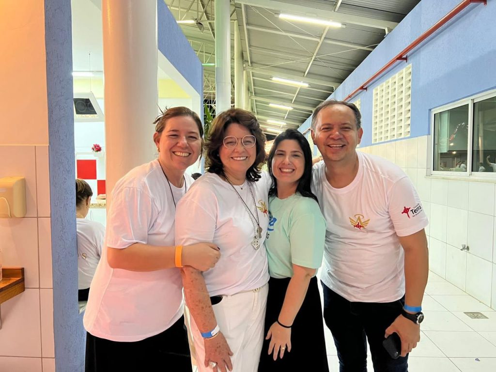 Paula Ribeiro, Valéria Quinderé, Raquel Cavalcante E Wanderley