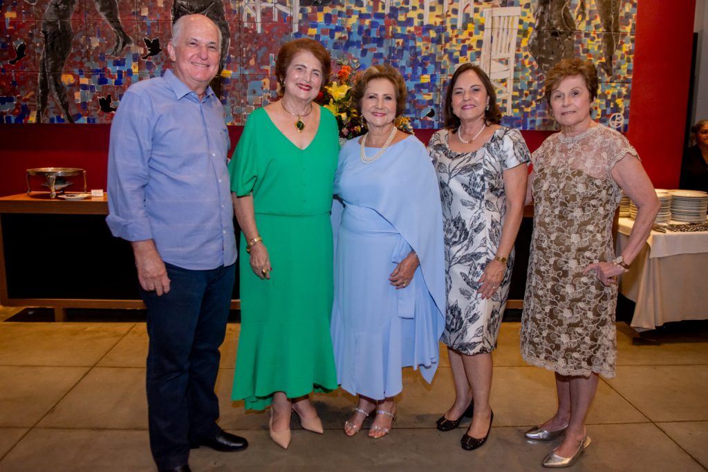 Ronaldo Nogueira, Beatriz Pinheiro, Lúcia Medeiros, Ana Studart E Liliane Nogueira