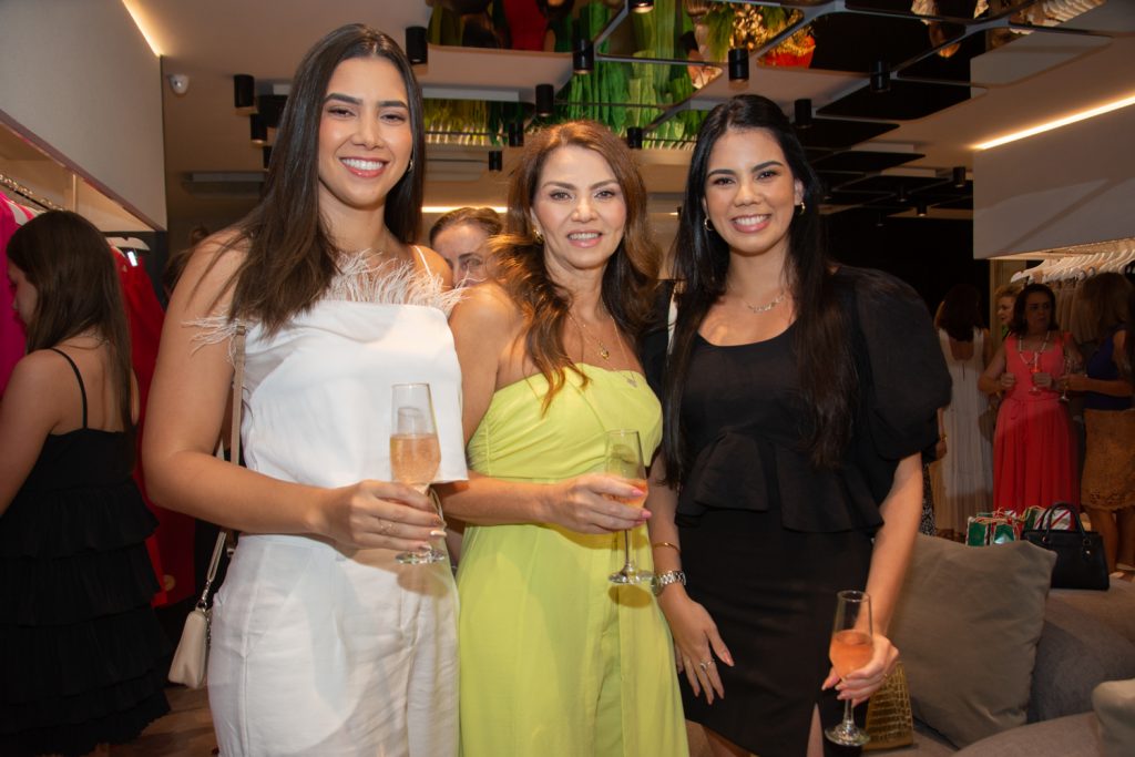 Suzana, Surama E Gabriela Geleilate