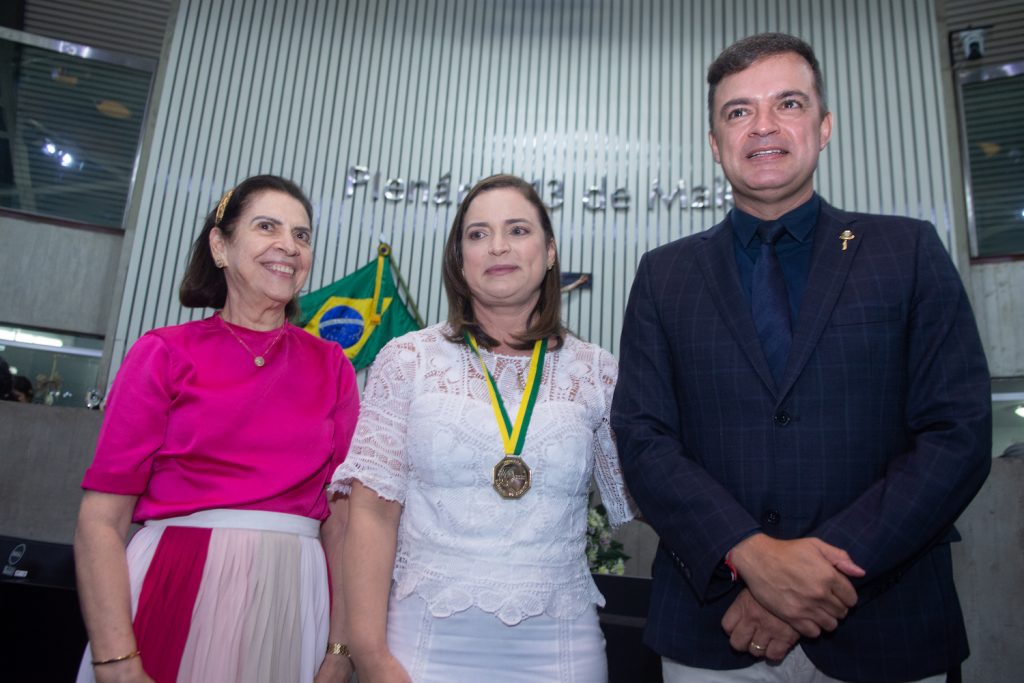 Uranea Sales De Oliveira, Cristiane Leitão E Fernando Santana